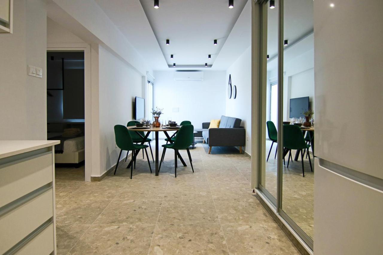 Phaedrus Living: Seaside Luxury Flat Lighthouse 69 Lejlighed Paphos Eksteriør billede